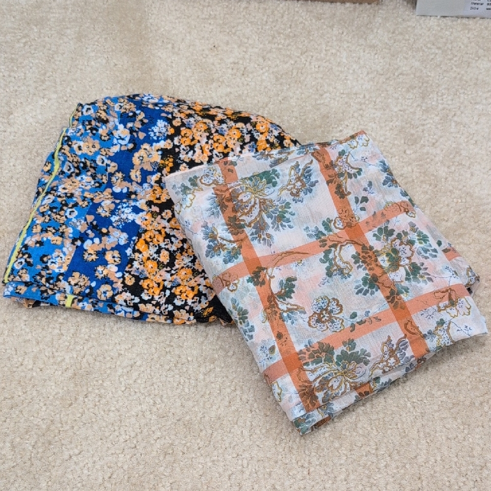 NWOT ann Taylor Scarves 2 For $12